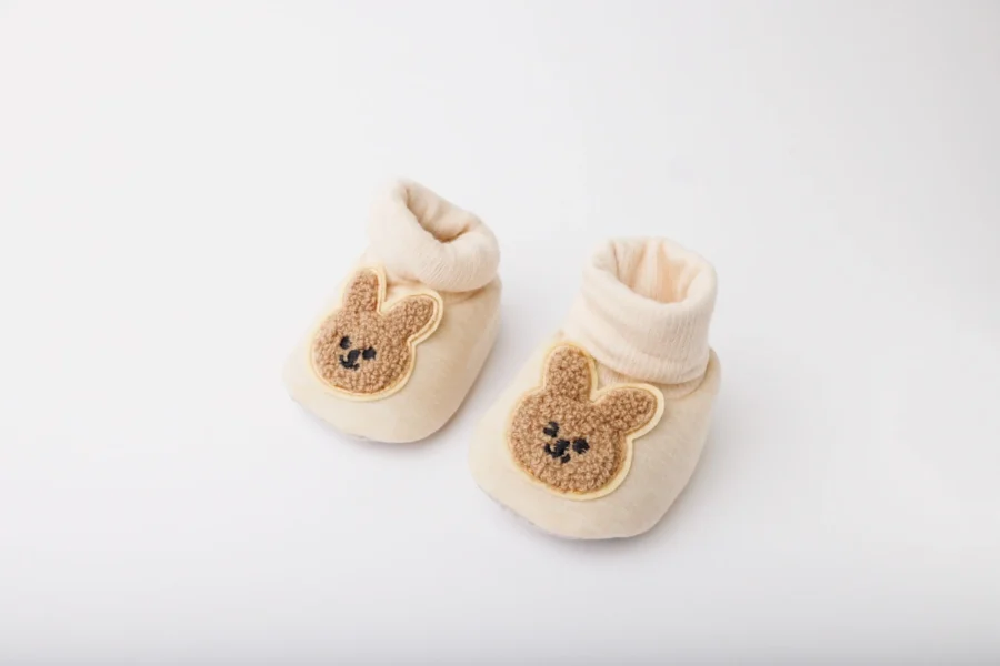 Girls Beige Animal Applique Booties - Image 2