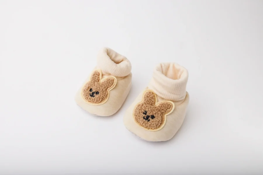 Girls Beige Animal Applique Booties - Image 3
