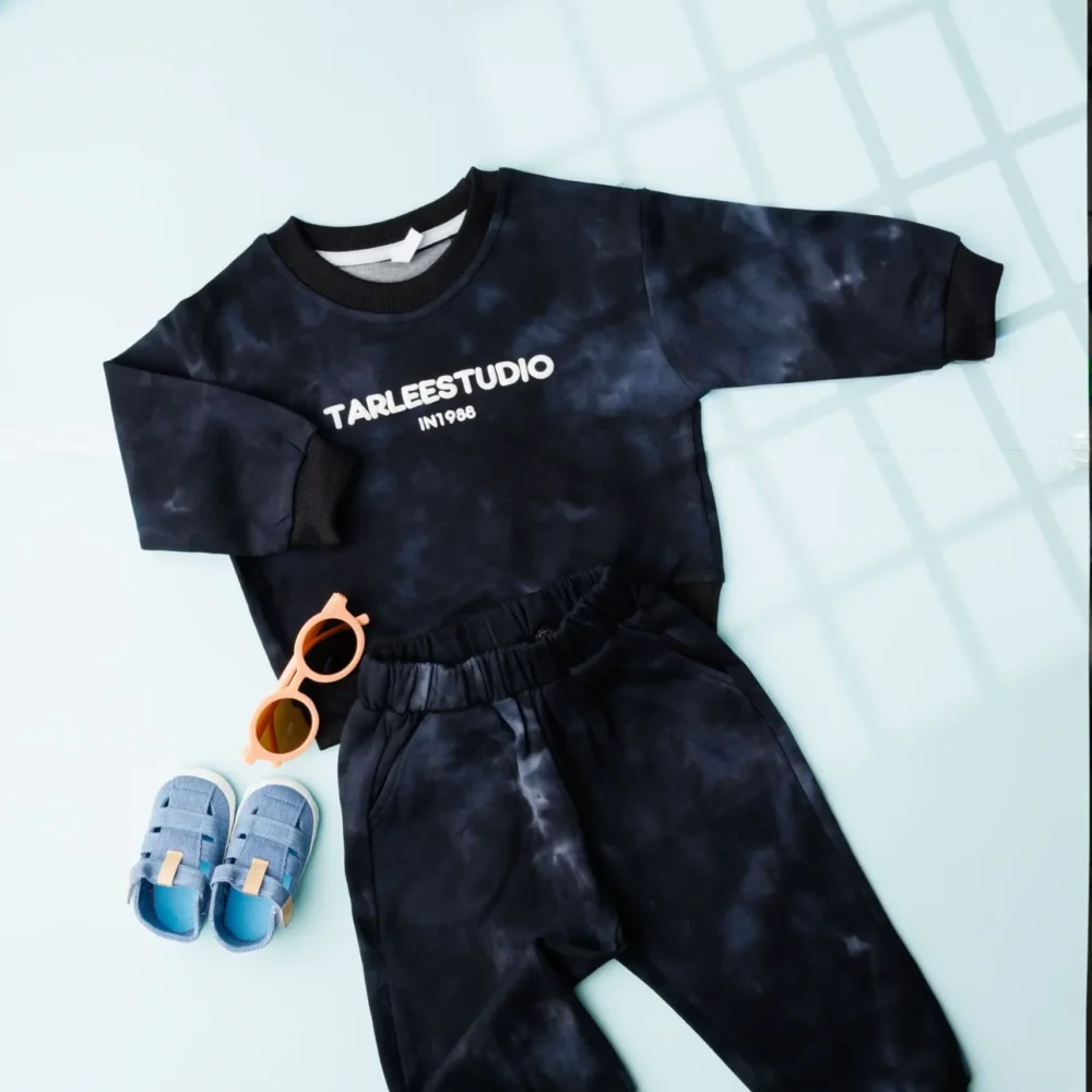 Sweatshirt And Joggers Set