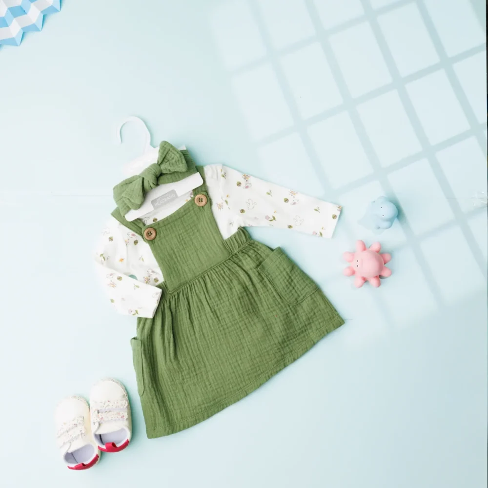 Girls Green Printed Cotton Dungaree Set