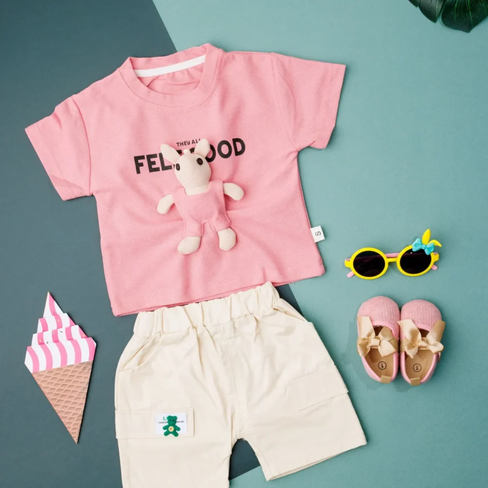 T-Shirt With Teddy Applique And Shorts