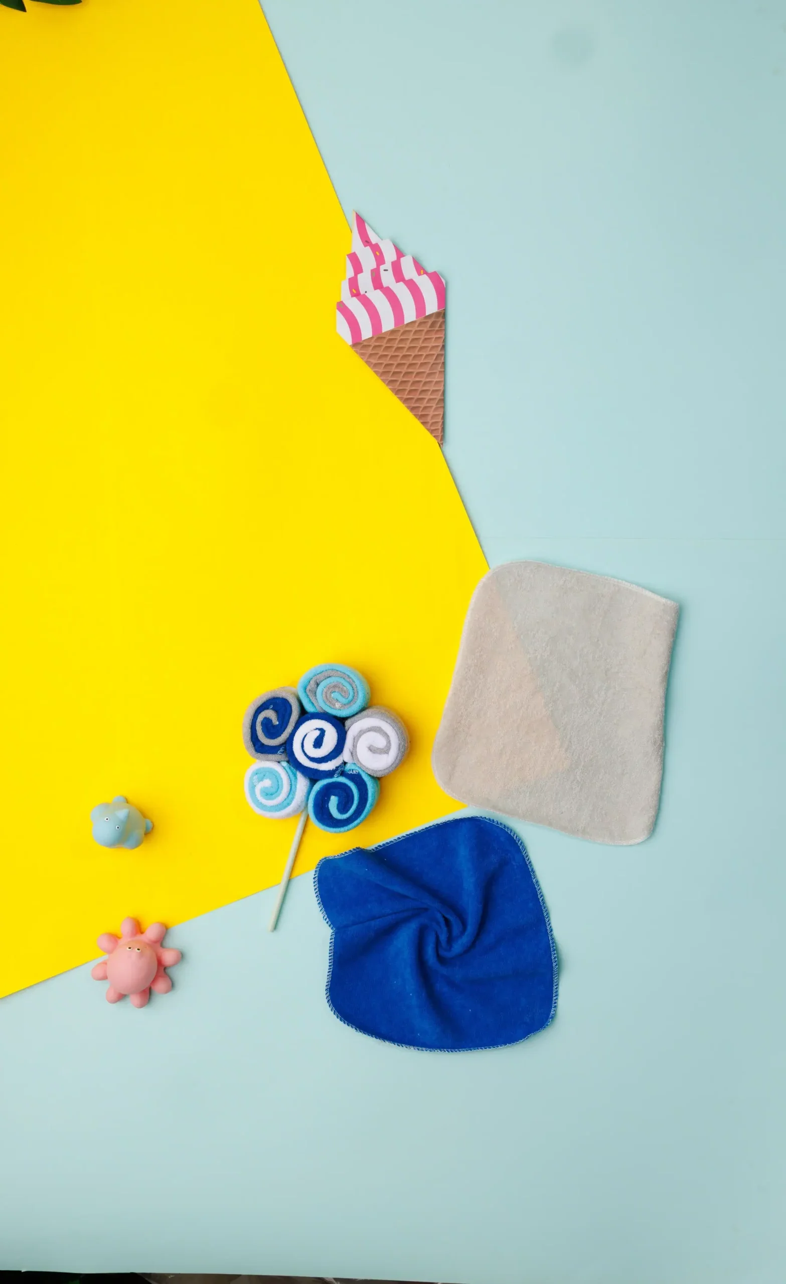 Rose Textiles 12 Pack Lollipop Blue Washcloths - Image 3