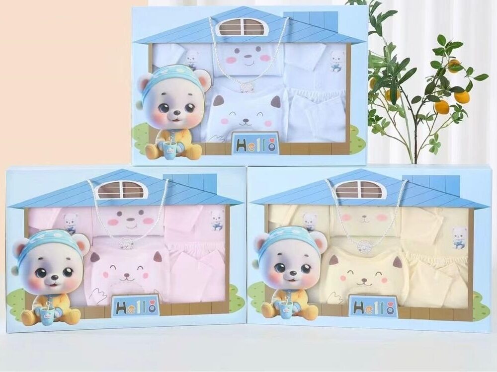 Hello New Born Unisex Baby's Clothing Gift Set- 12Pcs