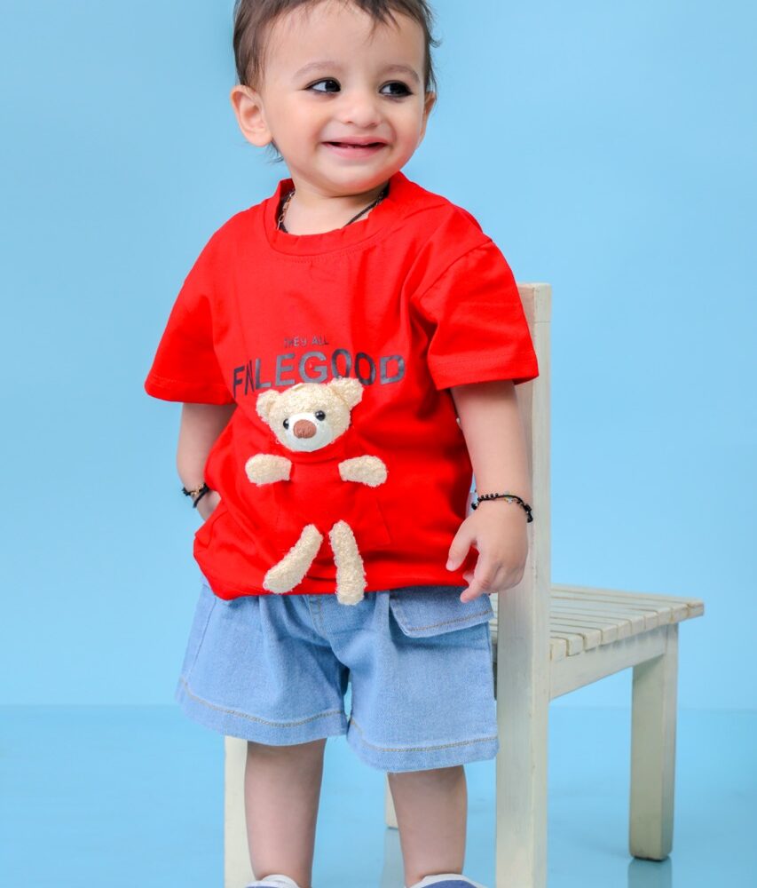 Teddy bear applique T-shirt And Denim short